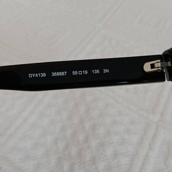 DKNY Unisex DY4139 368887 Full Rim Black Grey Solid Sunglasses with Case - Picture 6 of 6